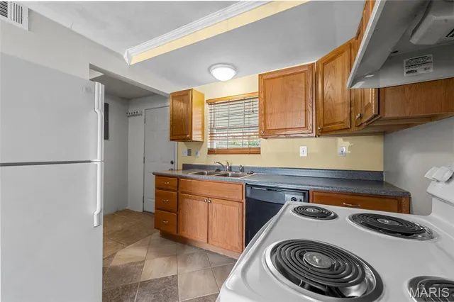 $220,000 | 302 Heyden Drive, Eureka, MO 63025