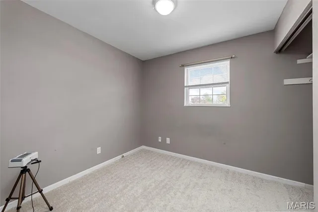 $220,000 | 302 Heyden Drive, Eureka, MO 63025