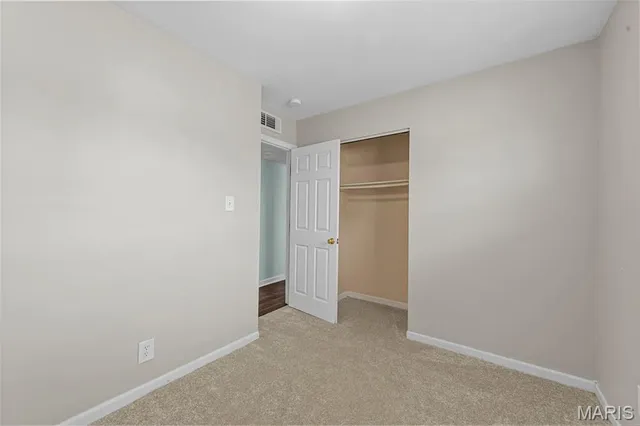 $220,000 | 302 Heyden Drive, Eureka, MO 63025