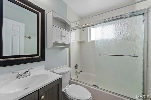 $220,000 | 302 Heyden Drive, Eureka, MO 63025