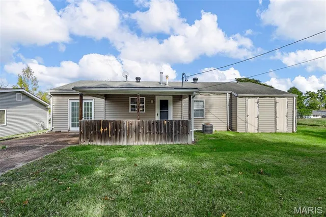 $220,000 | 302 Heyden Drive, Eureka, MO 63025