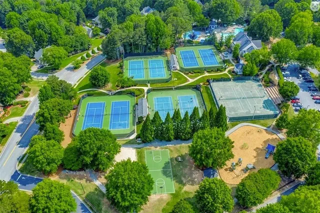 $3,100 | 2011 Town Lake Hills West, Woodstock, GA 30189