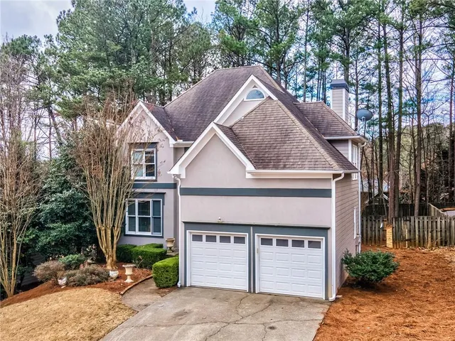 $3,100 | 2011 Town Lake Hills West, Woodstock, GA 30189