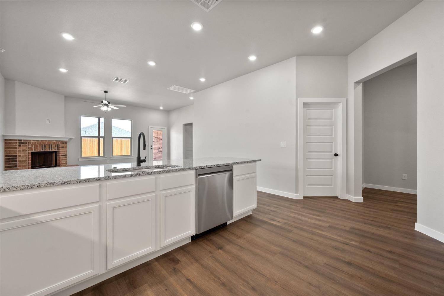 2910 Corpus Avenue Wolfforth, TX 79382 - Photo 6 of 21 Photo 6