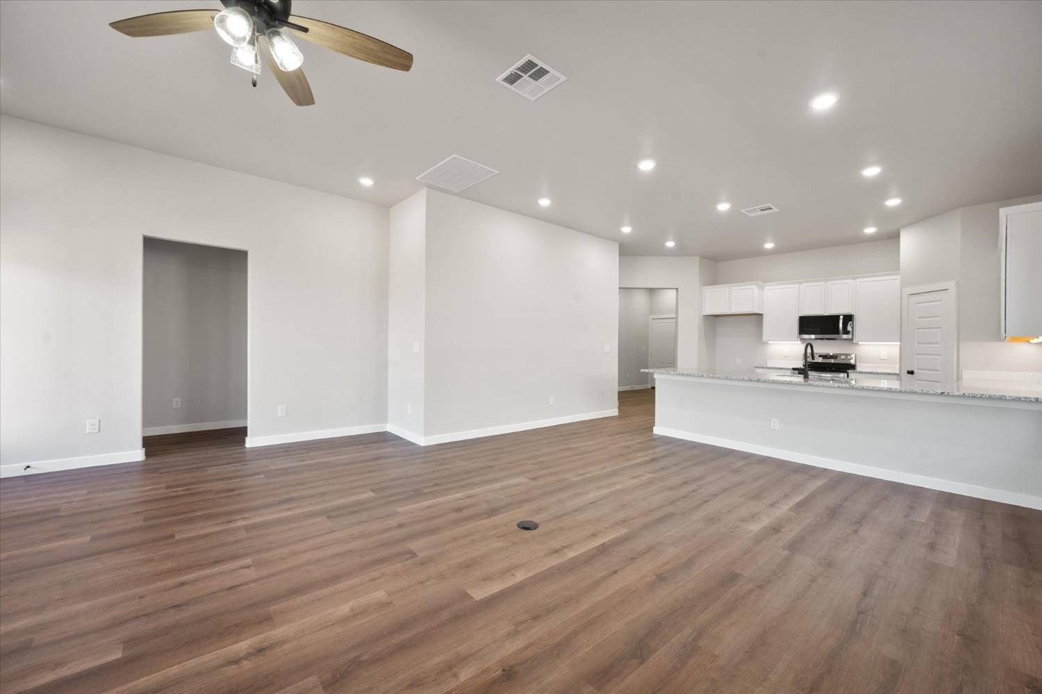 2910 Corpus Avenue Wolfforth, TX 79382 - Photo 9 of 21 Photo 9