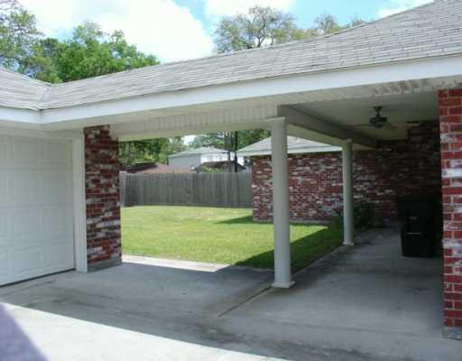 126 Country Manor Road Belle Chasse, LA 70037 - Photo 3 of 8 Gallery Image 3