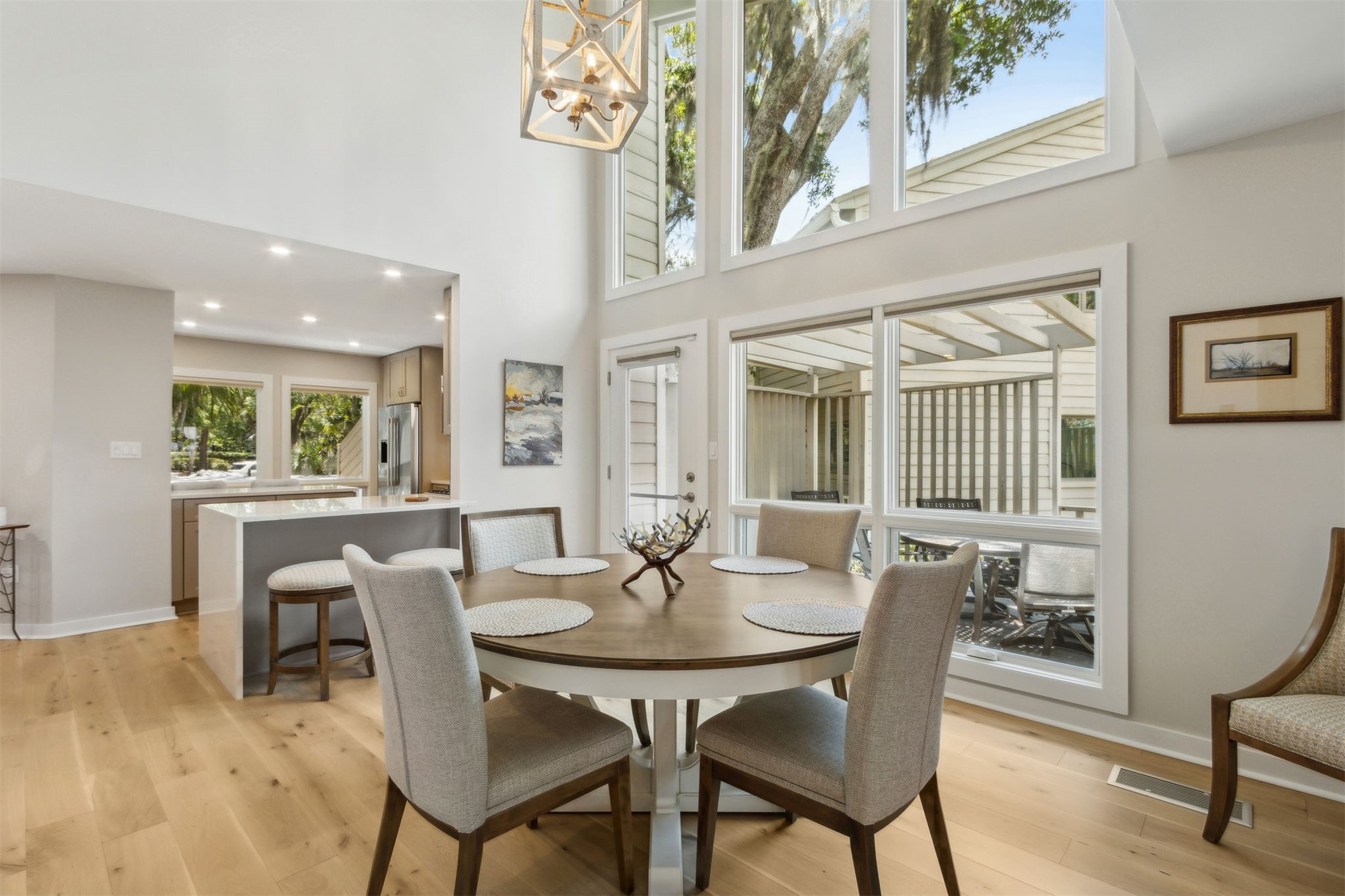 3424 Sea Marsh Road, Unit 3424 Fernandina Beach, FL 32034 - Photo 11 of 27 Dining Area