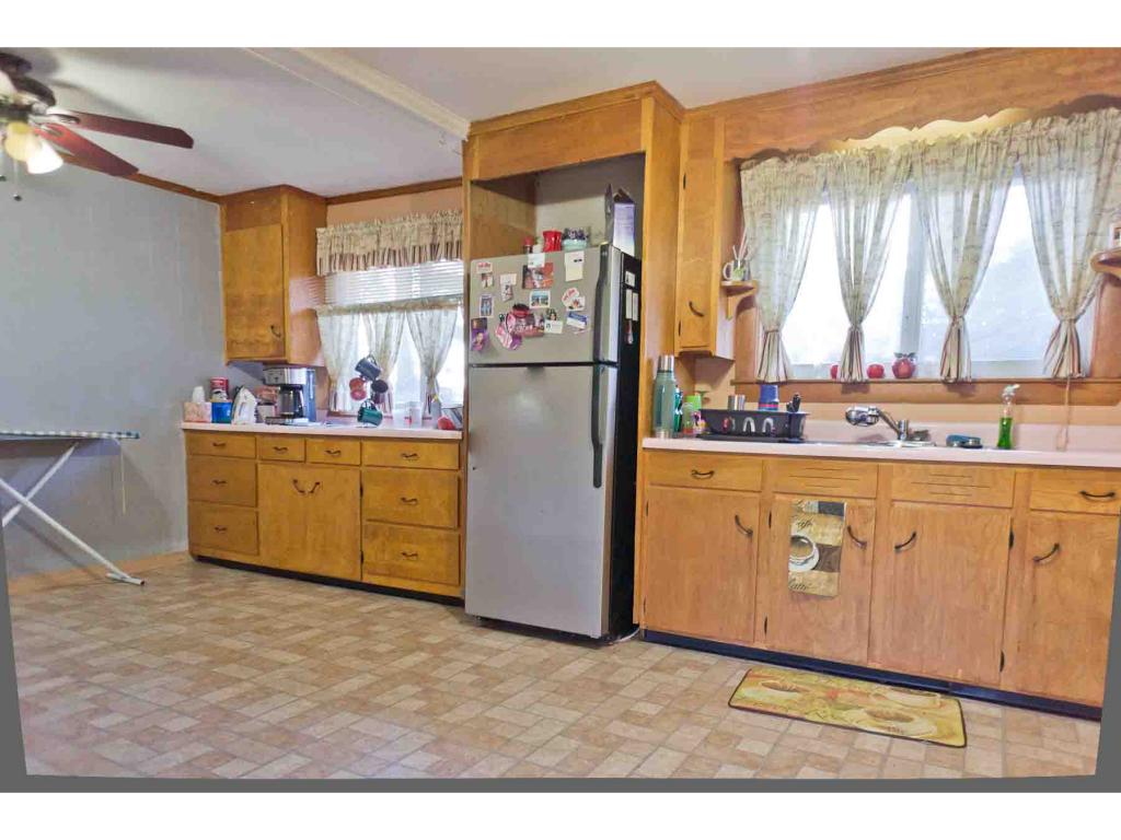 61 East Dunstable Road Nashua, NH 03060 - Photo 3 of 14