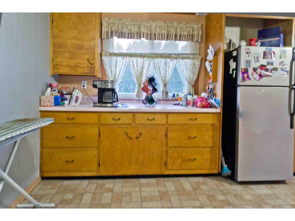 61 East Dunstable Road Nashua, NH 03060 - Photo 4 of 14