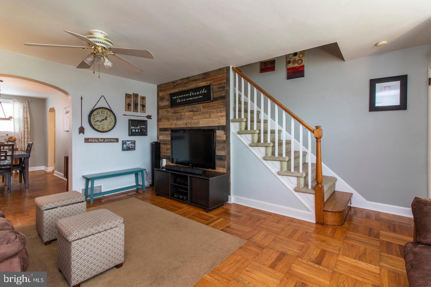 507 Perry Street Ridley Park, PA 19078 - Photo 3 of 24