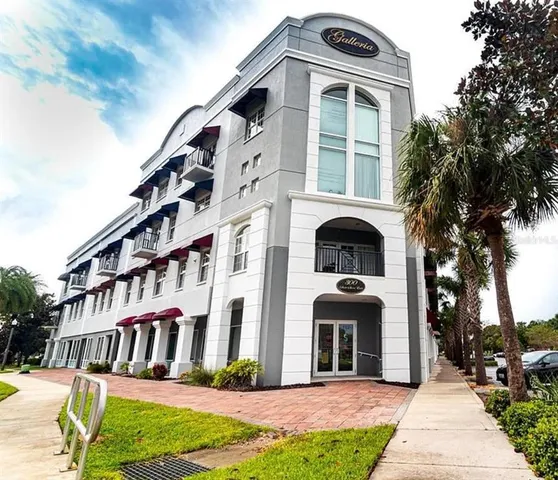 $2,100 | 300 State Street East, Unit 206, Oldsmar, FL 34677