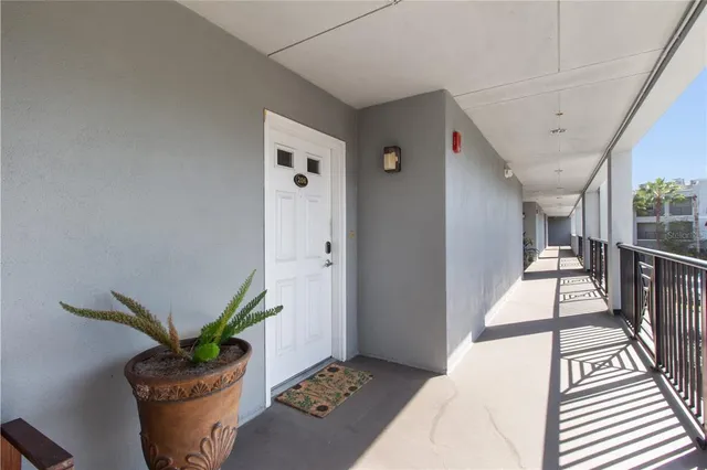 $2,100 | 300 State Street East, Unit 206, Oldsmar, FL 34677