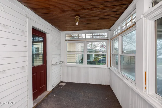 $234,900 | 9 Lawn Avenue, Albany, NY 12204