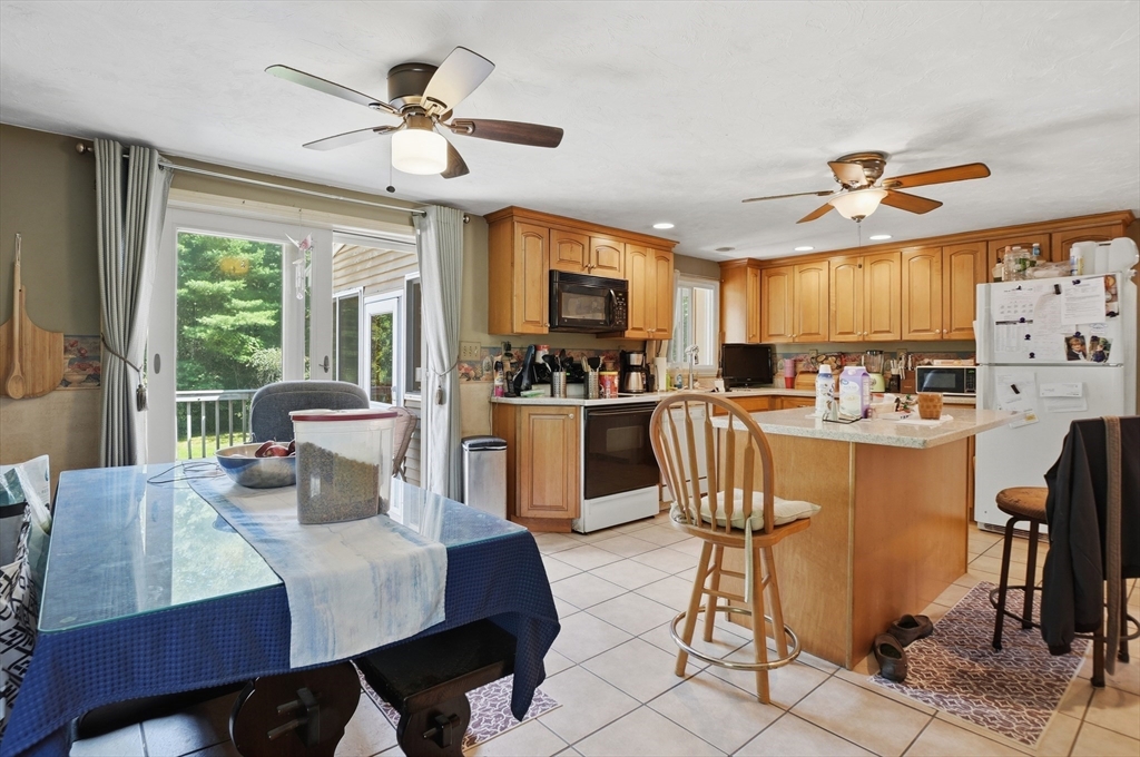 144 Airport Road Gardner, MA 01440 - Photo 4 of 33 Gallery Image 4