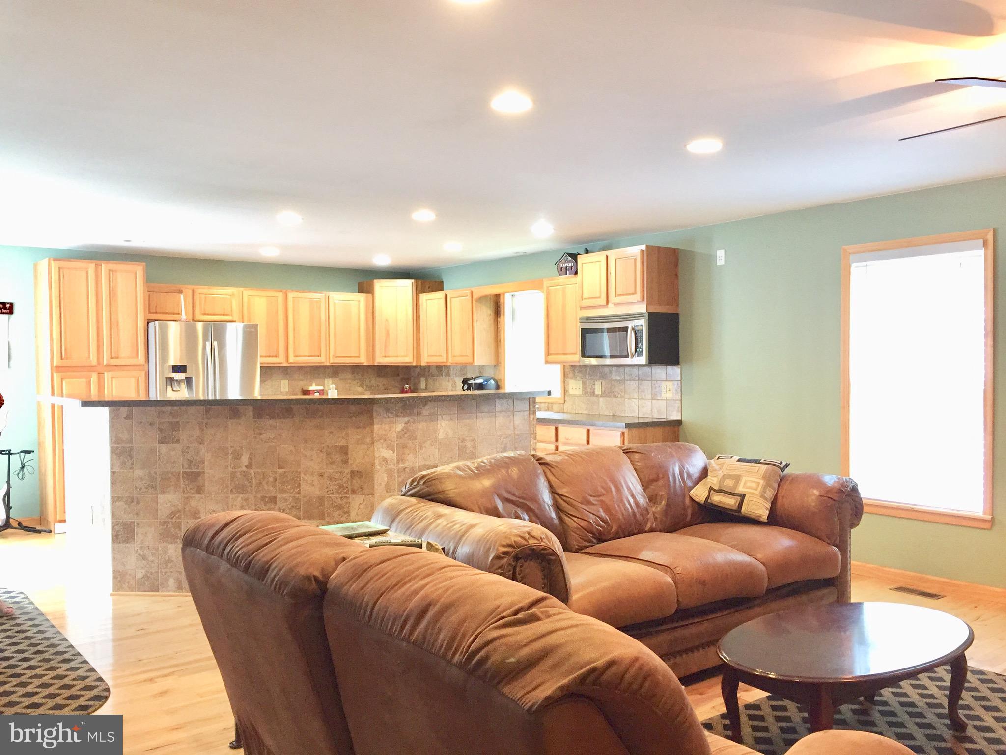 213 Philadelphia Road Joppa, MD 21085 - Photo 11 of 24 Family Room
