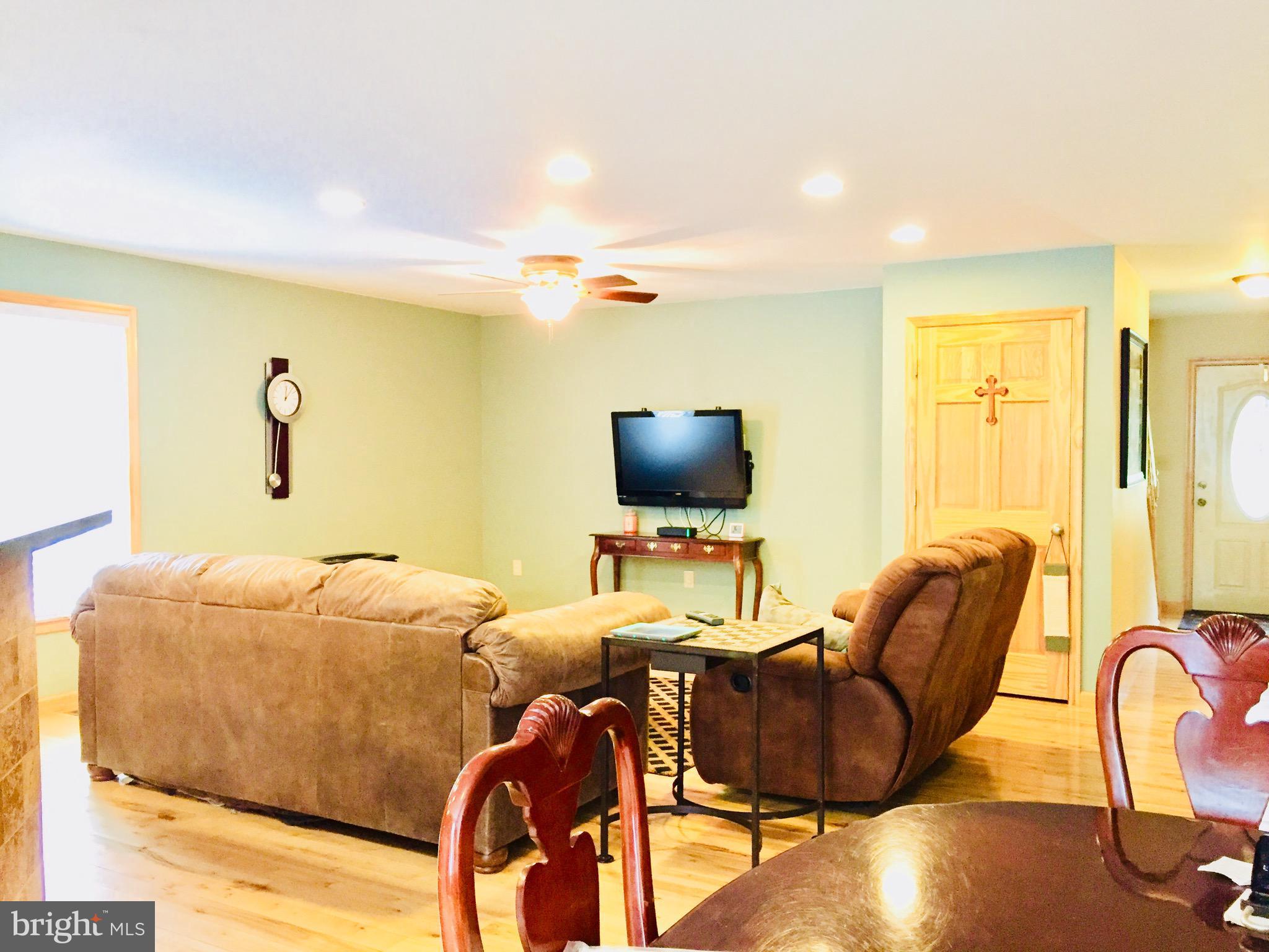213 Philadelphia Road Joppa, MD 21085 - Photo 13 of 24 Interior (General)