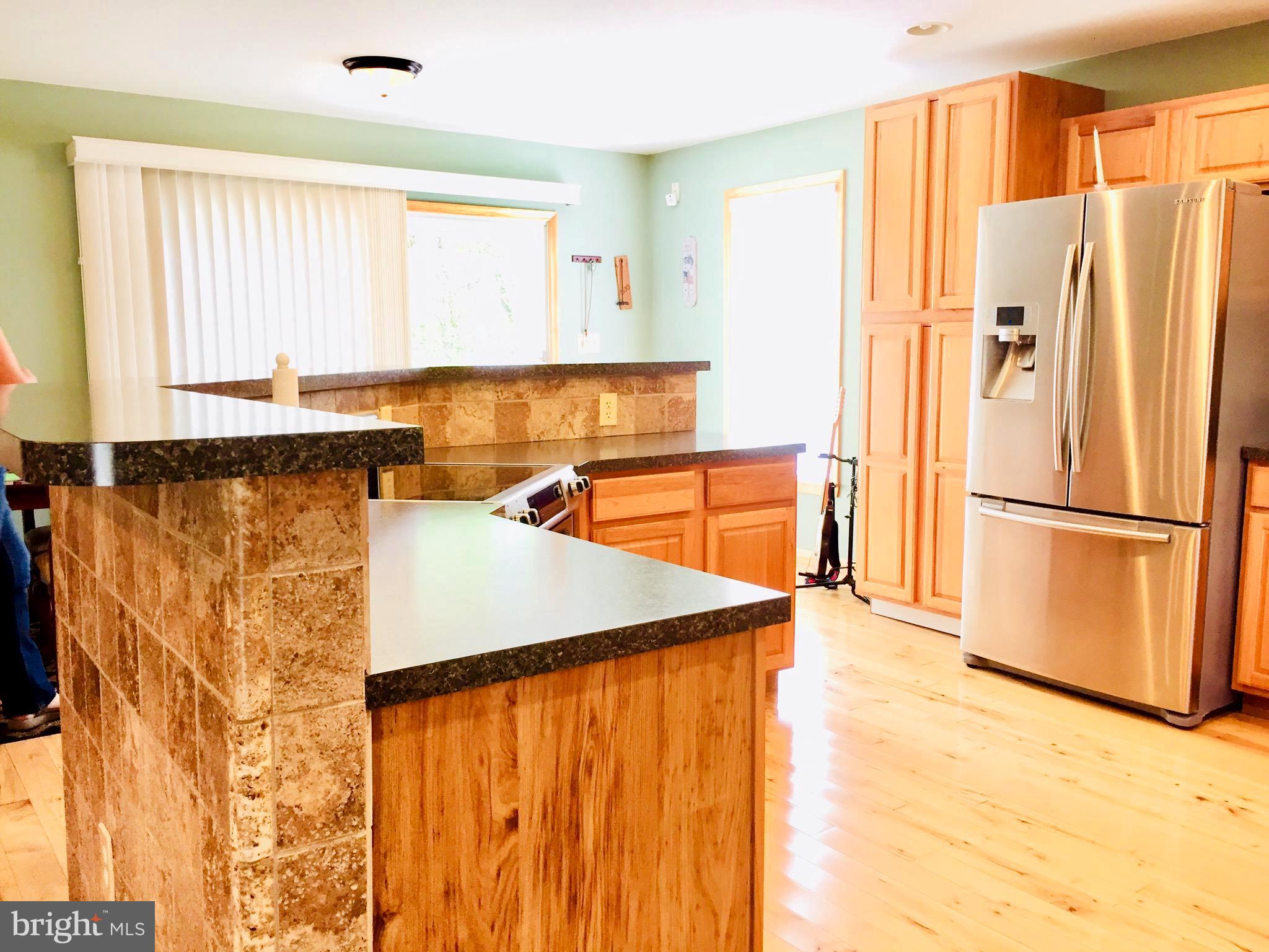 213 Philadelphia Road Joppa, MD 21085 - Photo 6 of 24 Kitchen