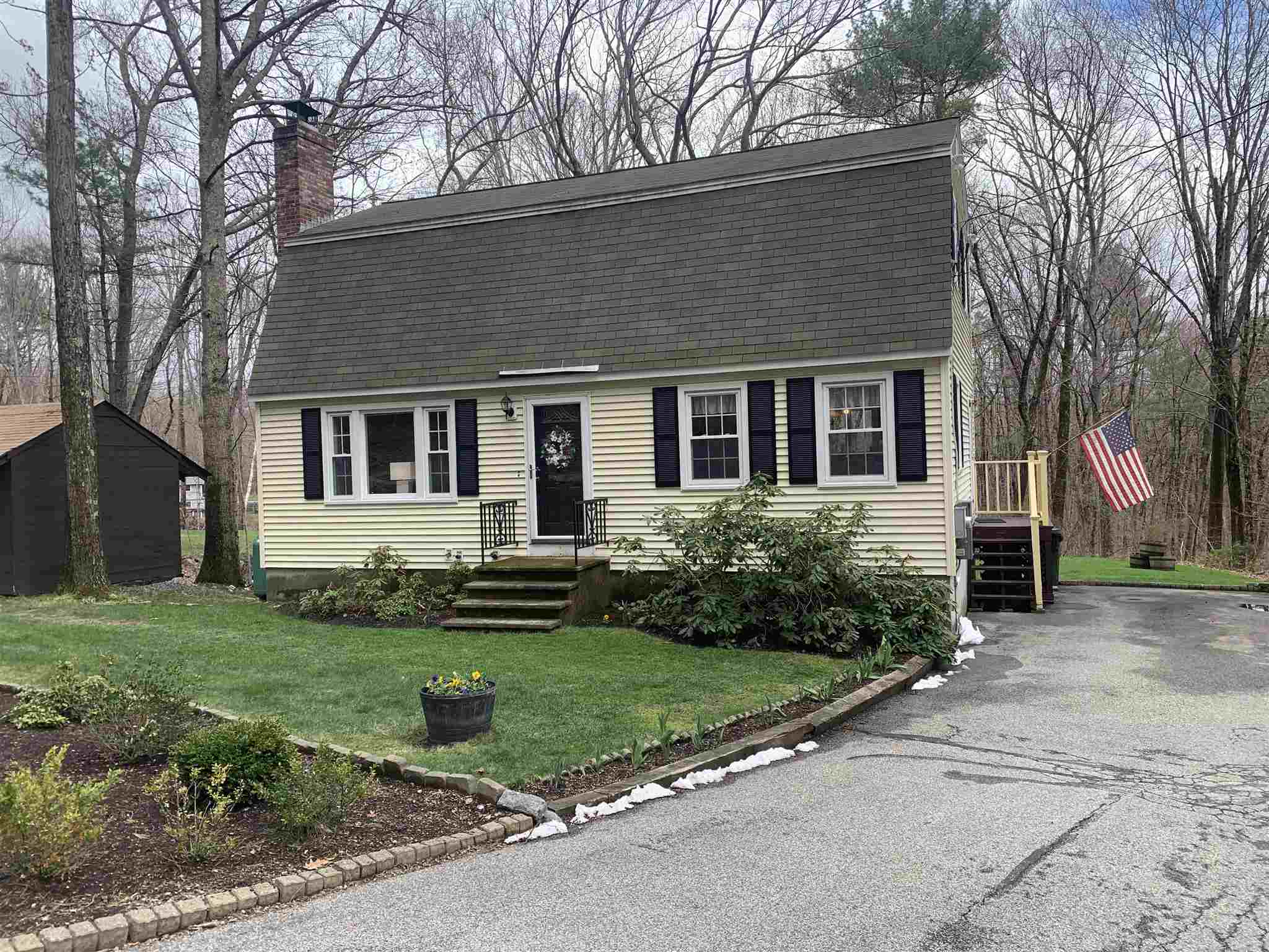 152 High Range Road Londonderry, NH 03053 - Photo 1 of 17 Gallery Image 1