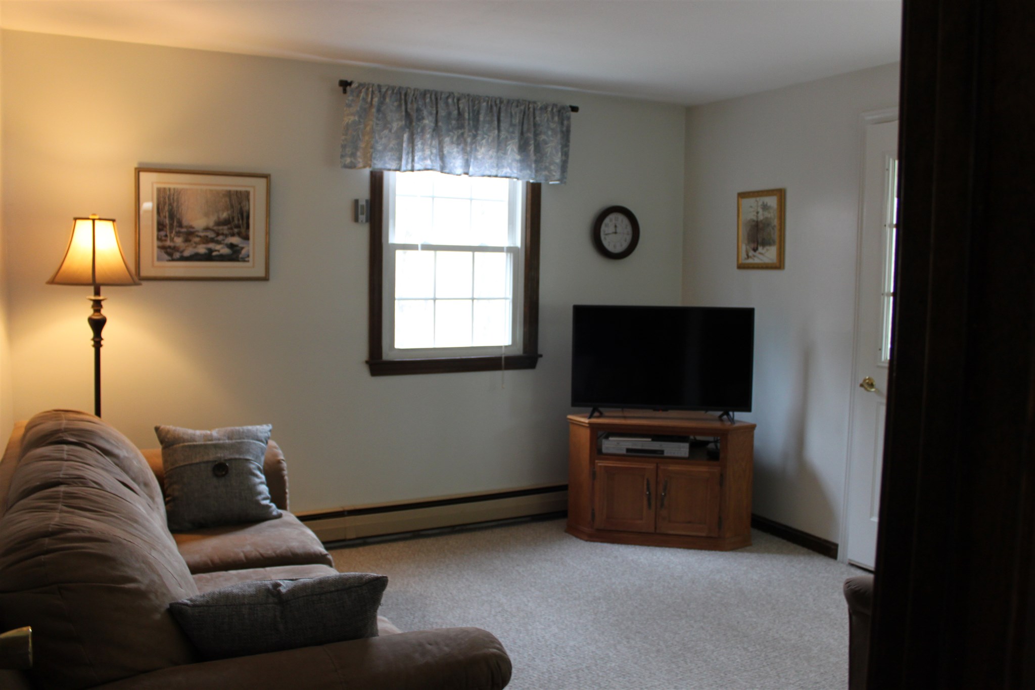 152 High Range Road Londonderry, NH 03053 - Photo 7 of 17 Gallery Image 7