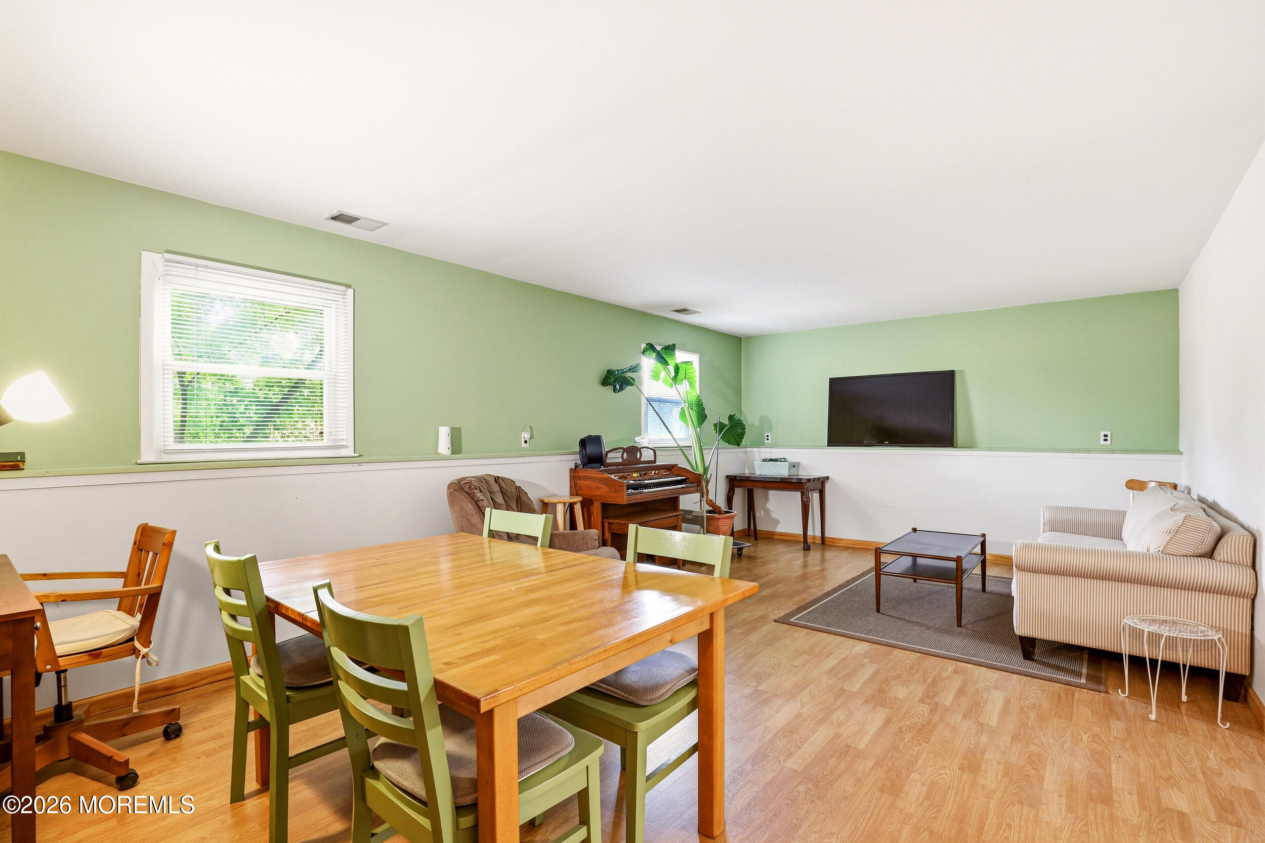 910 Woodlane Road Jackson, NJ 08527 - Photo 22 of 40 22_910_woodlane_rd_022