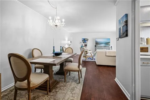 $275,000 | 4007 St Charles Avenue, Unit 218, New Orleans, LA 70115