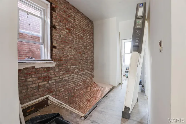 $299,900 | 2642 Accomac Street, St. Louis, MO 63104