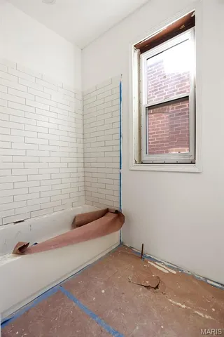 $299,900 | 2642 Accomac Street, St. Louis, MO 63104