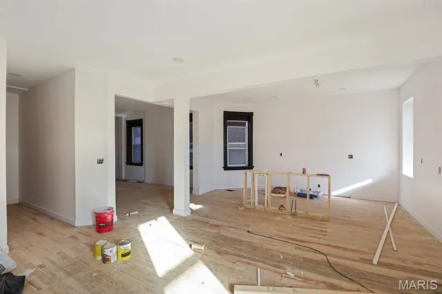 $299,900 | 2642 Accomac Street, St. Louis, MO 63104