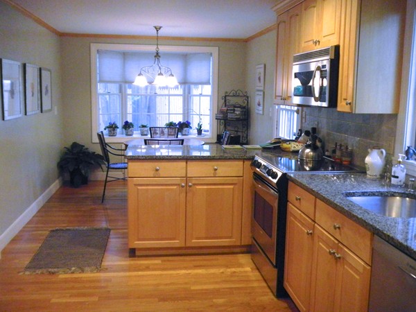27 Richdale Road Needham, MA 02494 - Photo 4 of 12 Gallery Image 4