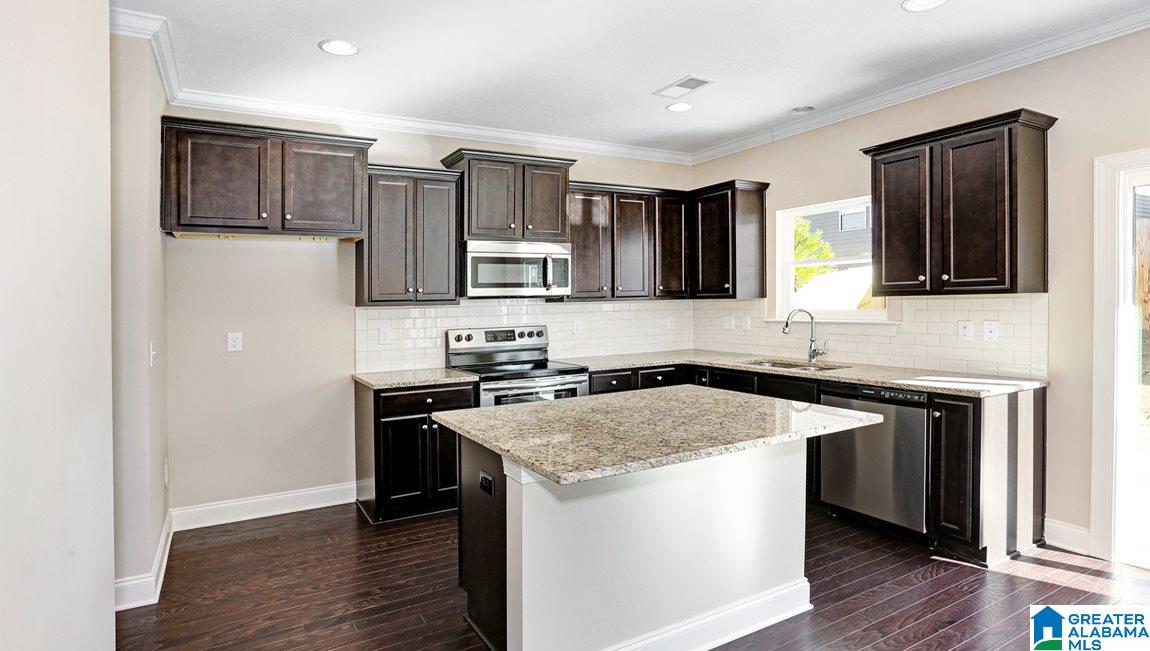 626 Chelsea Station Circle Chelsea, AL 35043 - Photo 3 of 19