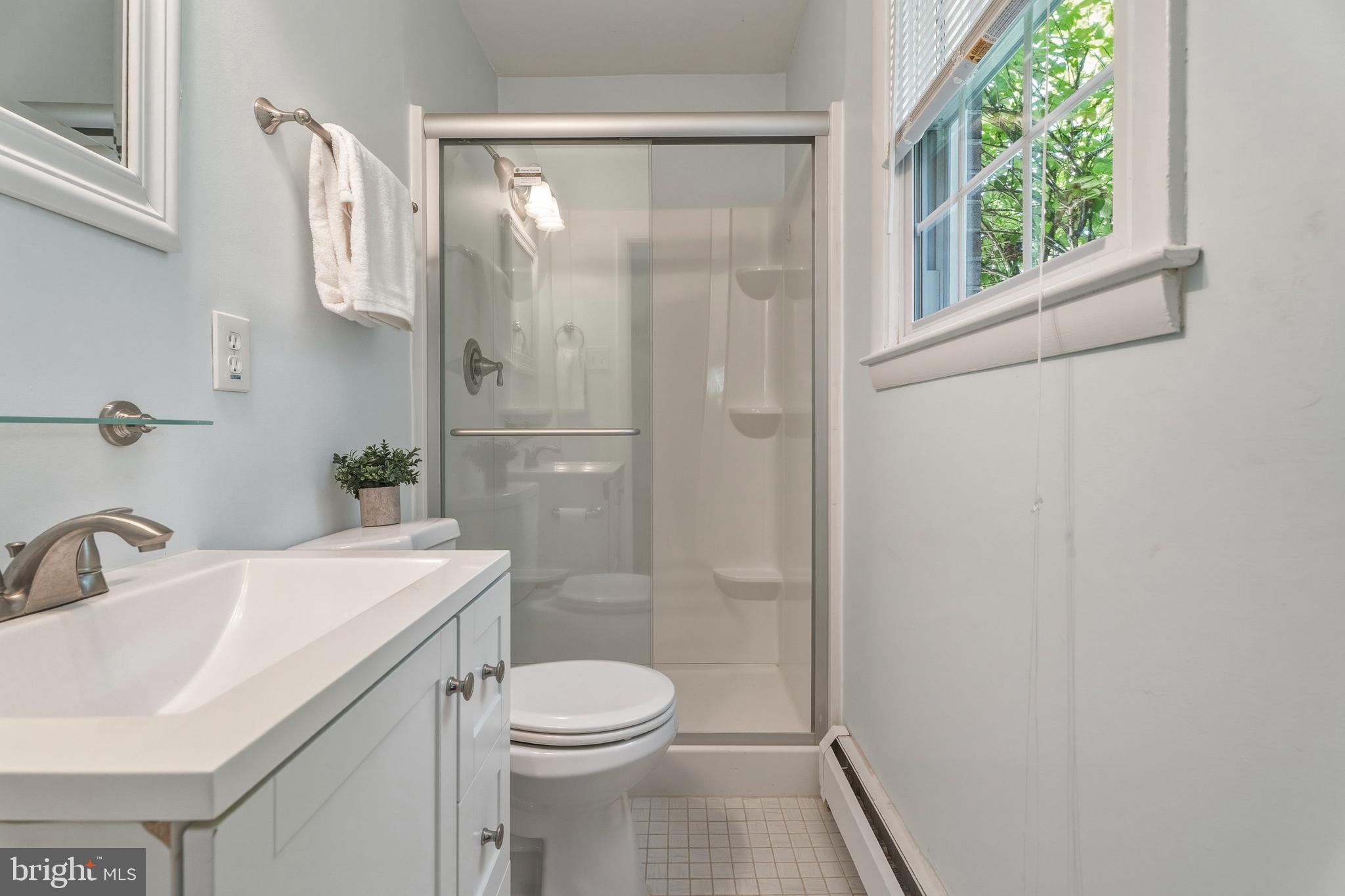 1802 Dulaney Valley Road Lutherville-Timonium, MD 21093 - Photo 25 of 50 Primary Bath