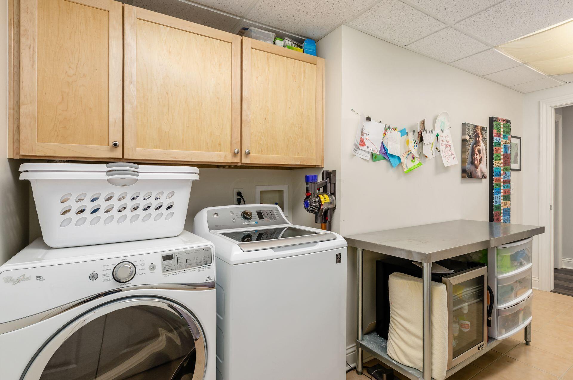 3175 Tremont Road, Unit 302 Columbus, OH 43221 - Photo 18 of 53 022_fc2b_L 3175 Tremont Rd090