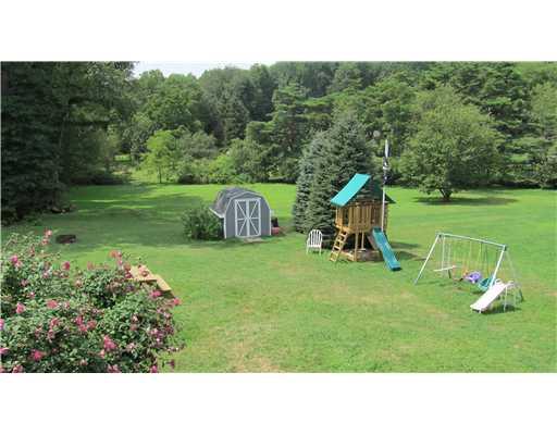 4324 Partell Street Butler, PA 16001 - Photo 4 of 15 Yard/Garden.