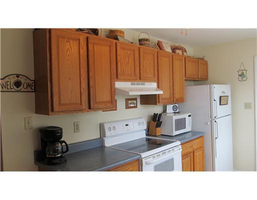 4324 Partell Street Butler, PA 16001 - Photo 5 of 15 Kitchen.
