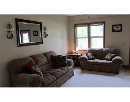 4324 Partell Street Butler, PA 16001 - Photo 8 of 15 Living Room.