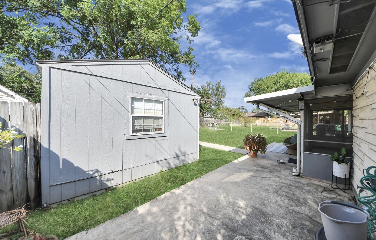 1226 Stonecrest Drive Houston, TX 77018 - Photo 16 of 37