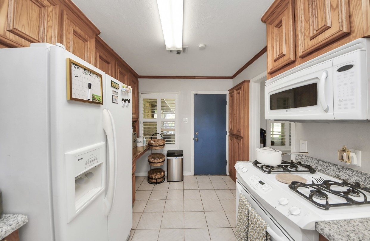 1226 Stonecrest Drive Houston, TX 77018 - Photo 24 of 37