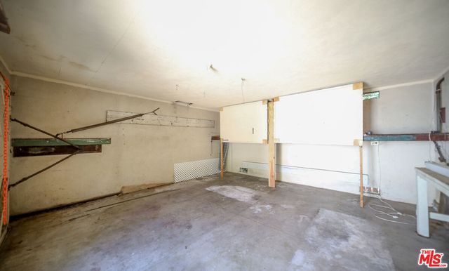 $3,398,000 | 713 North Doheny Drive, Beverly Hills, CA 90210