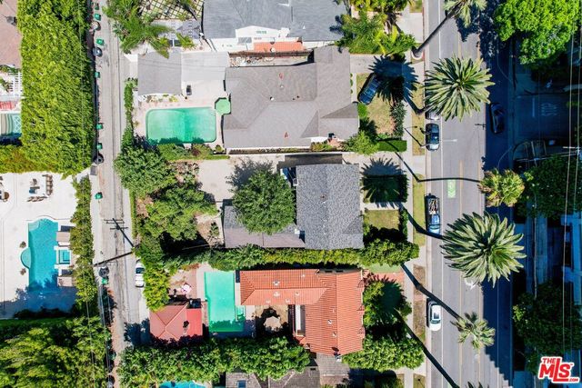 $3,398,000 | 713 North Doheny Drive, Beverly Hills, CA 90210