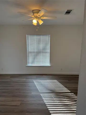 $1,395 | 2609 West Walker Street, Denison, TX 75020