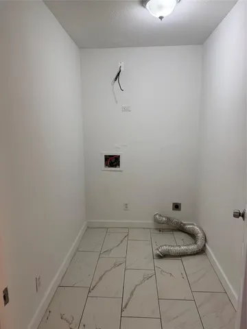 $1,395 | 2609 West Walker Street, Denison, TX 75020