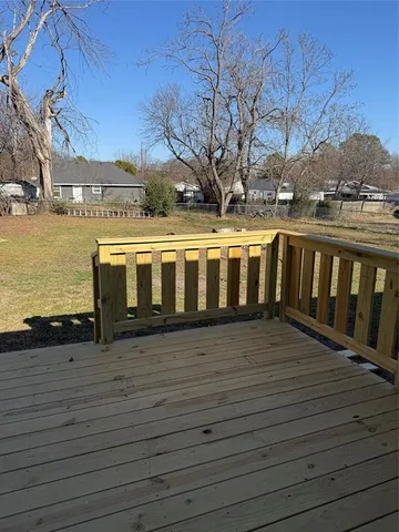 $1,395 | 2609 West Walker Street, Denison, TX 75020