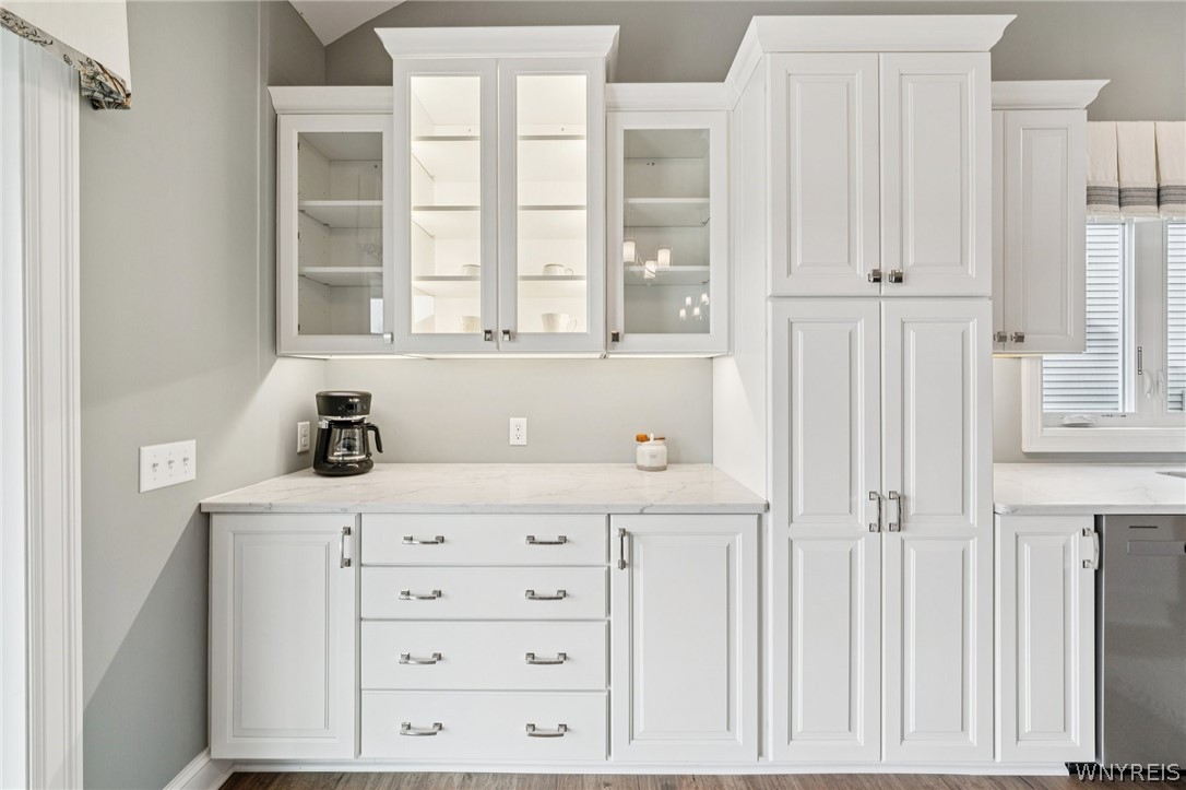 6385 Boston State Road, Unit 45 Hamburg, NY 14075 - Photo 9 of 43 coffee station? wine bar? your choice!