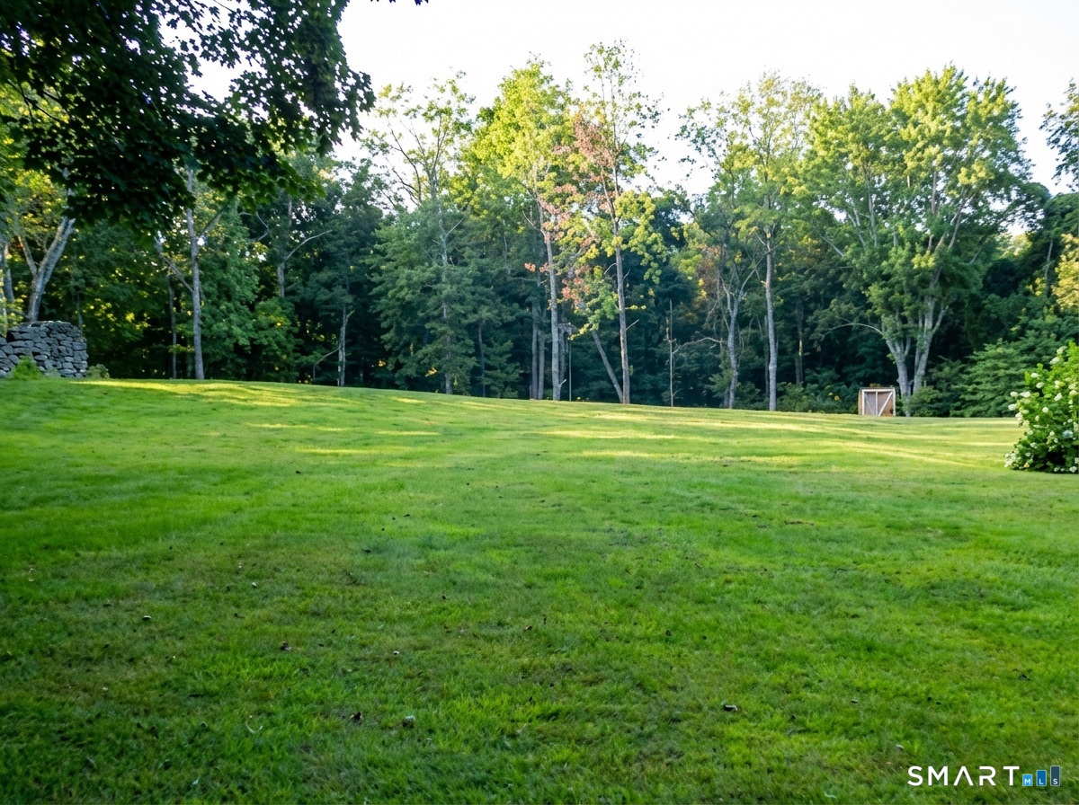 221 Catalpa Road Wilton, CT 06897 - Photo 33 of 39