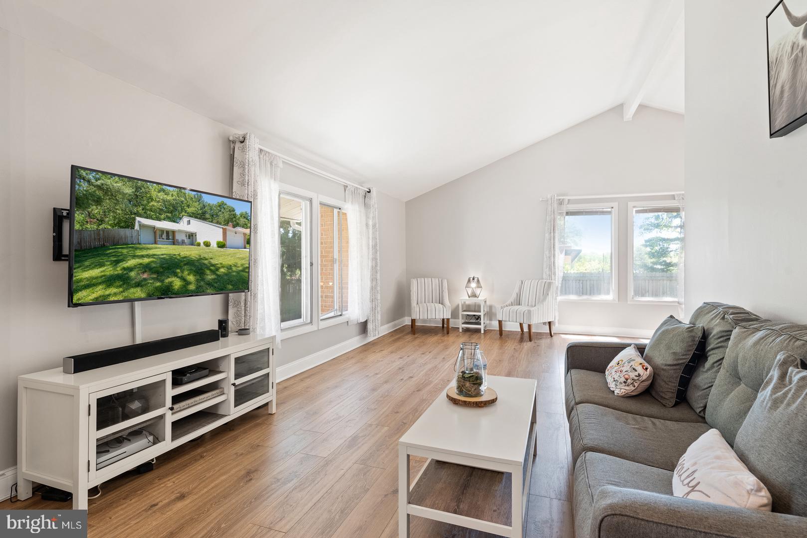 136 Avondale Drive Sterling, VA 20164 - Photo 10 of 30 Family Room
