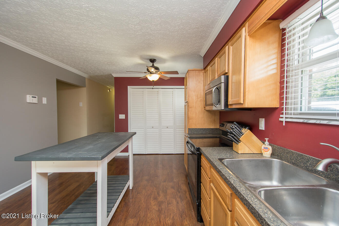 4242 Flatlick Road Mount Washington, KY 40047 - Photo 18 of 47 FlatLick -17