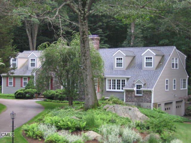 14 Red Oak Lane Ridgefield, CT 06877 - Photo 1 of 1 an aerial view of a house