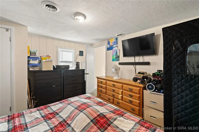 $175,000 | 406 Grandview Drive, Salem, IN 47167