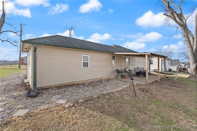 $175,000 | 406 Grandview Drive, Salem, IN 47167