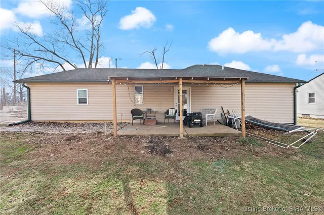 $175,000 | 406 Grandview Drive, Salem, IN 47167